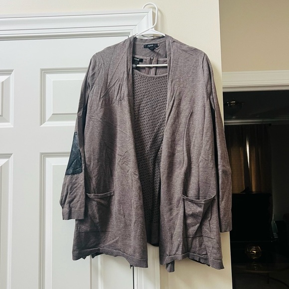 Alfani Jackets & Blazers - Alfani Women's Taupe Open Front Blazer with Black Accents